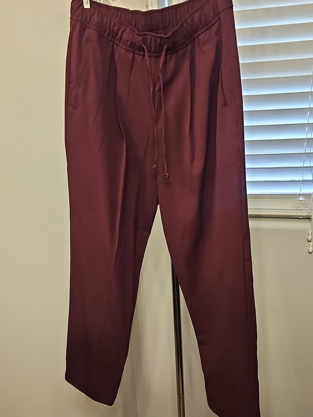 NWOT Old Navy Womens Burgundy Wide Leg Drawstring Pants Size Small